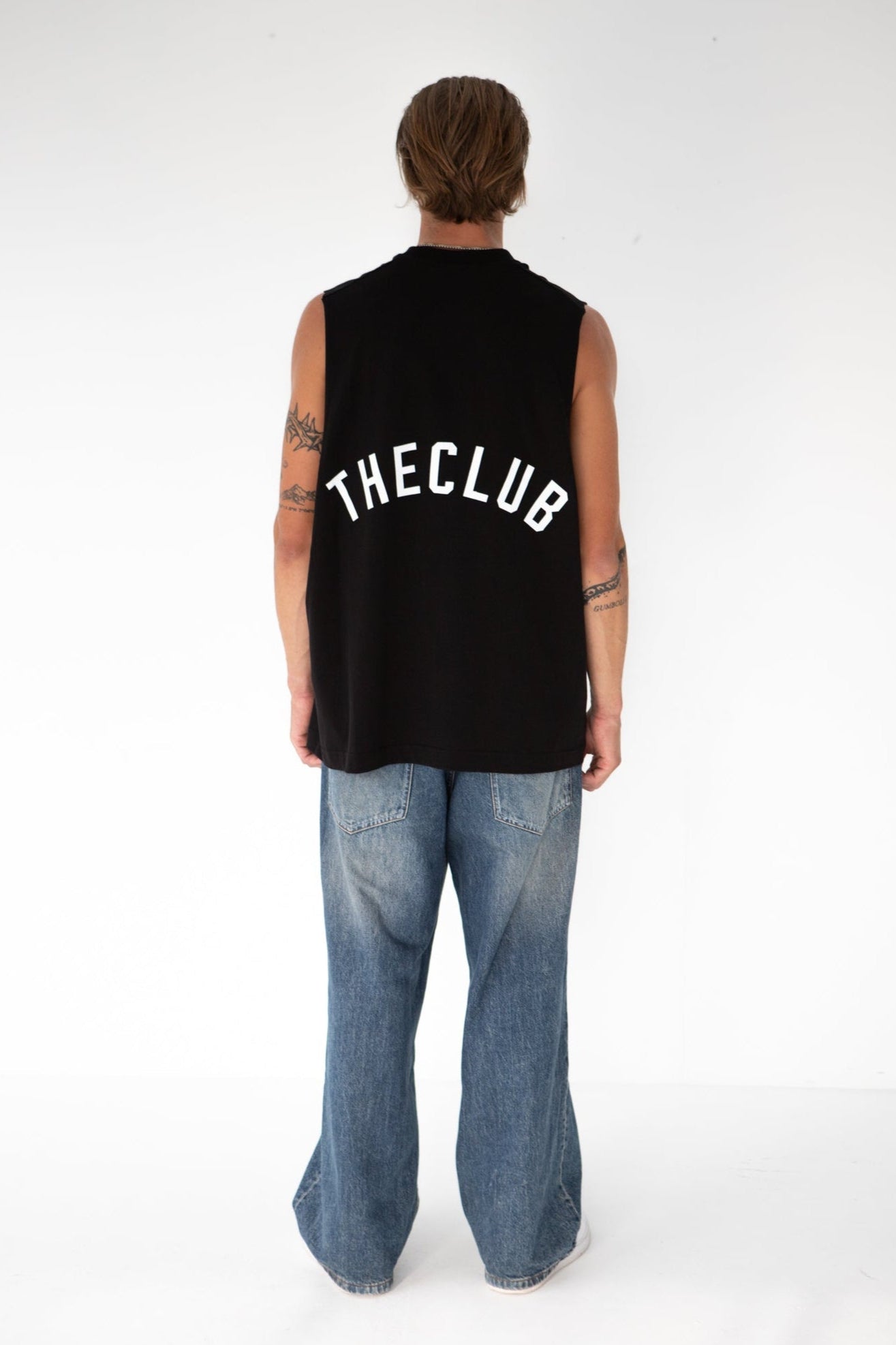 NO SLEEVES T-SHIRT