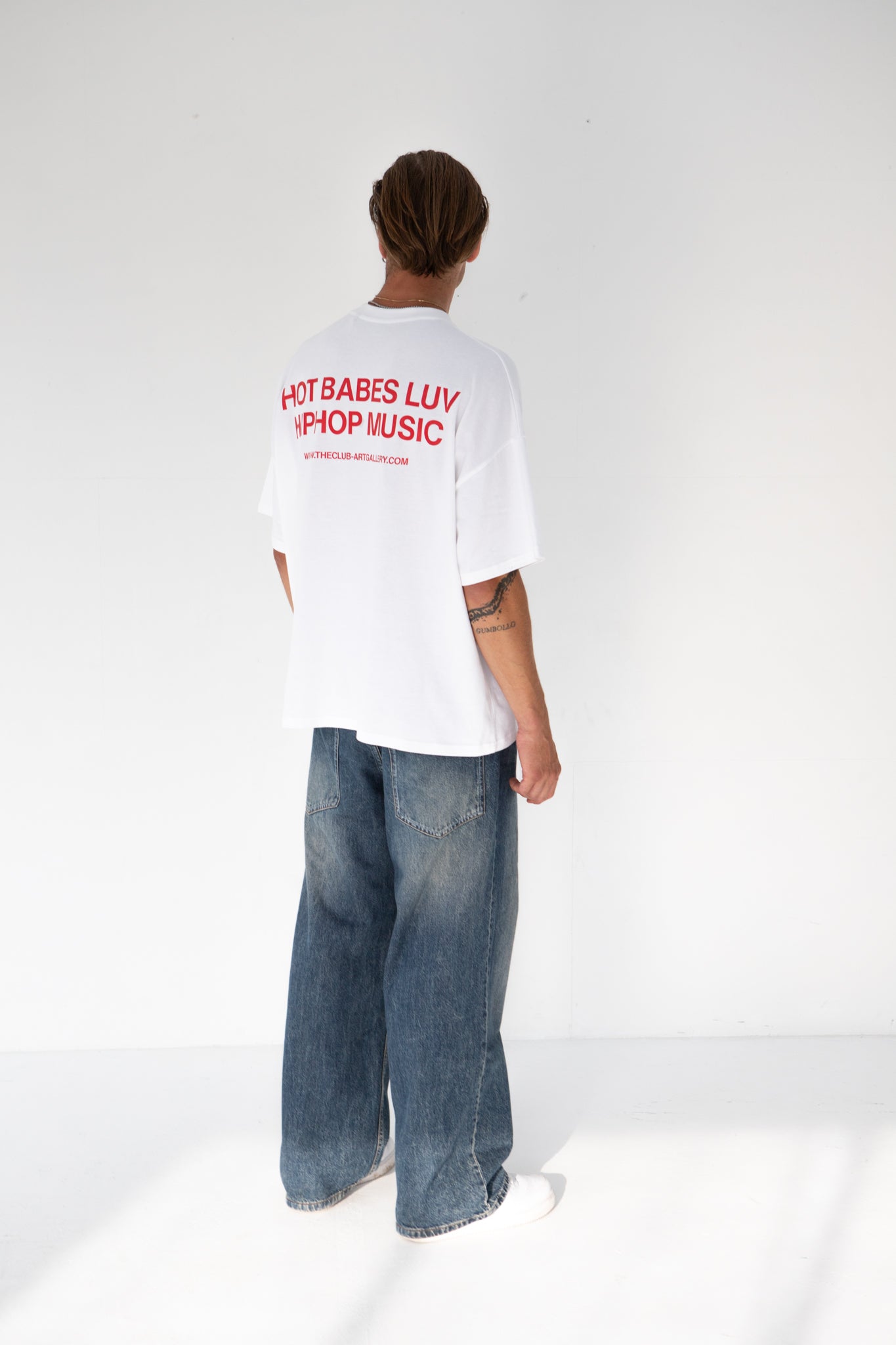 HOT BABES T-SHIRT