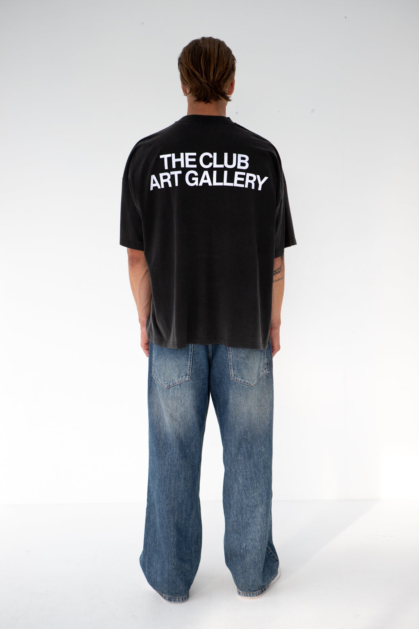 ART GALLERY T-SHIRT